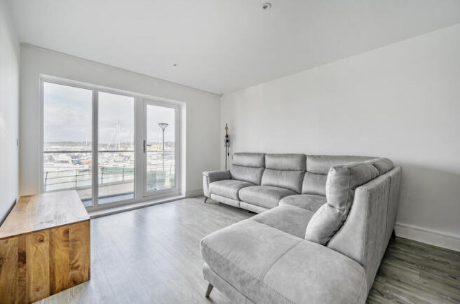 1345977-16-68adcc...