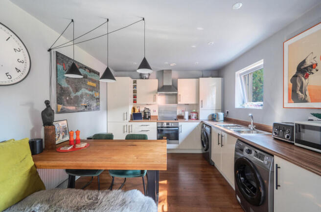 1348685-25-68bc2a...