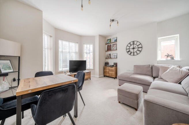 1353388-3-68c2e79...