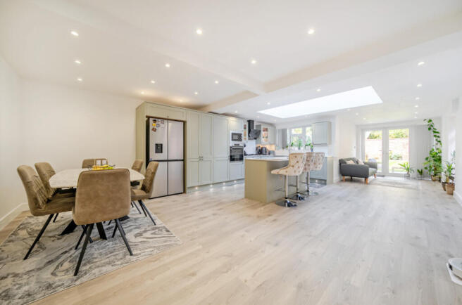 1365408-18-68e7ba...