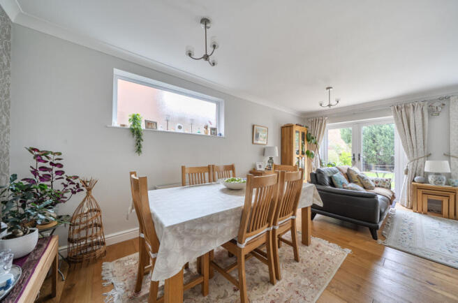 1365404-15-68e916...