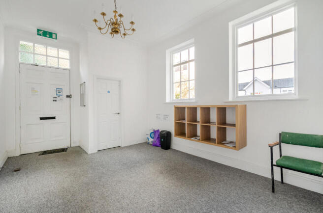 1381422-19-691dcb...