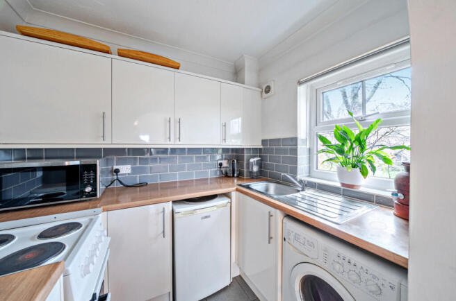 1385669-6-692d787...