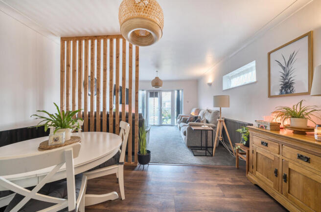 1396453-12-69610f...