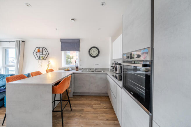 1402203-15-697b4a...