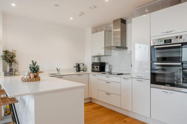 1394233-18-694527...