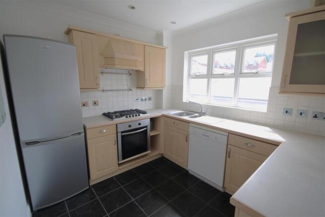Kitchen a.JPG
