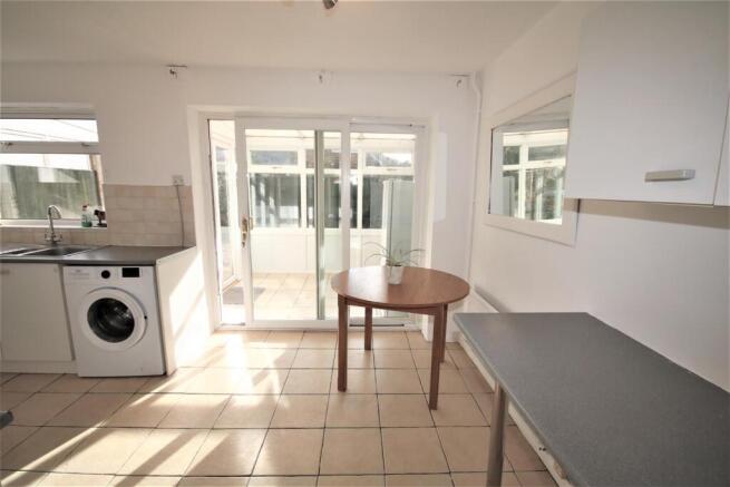 Dining Area.JPG