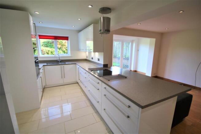 Kitchen c.JPG