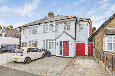 Clammas Way, Uxbridge