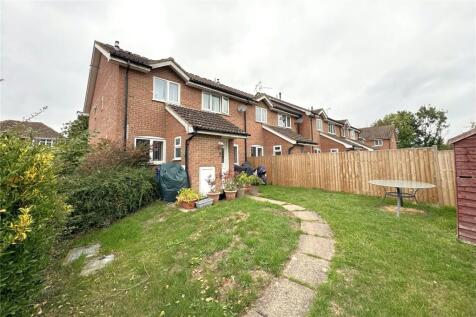 Scots Court, Hook, Hampshire, RG27