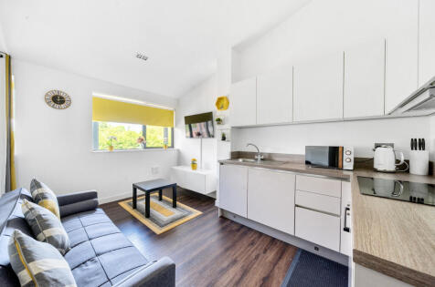 London Road, Old Basing, Basingstoke, RG24