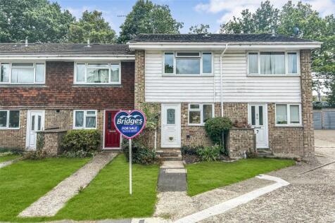 Compton Close, Hook, Hampshire, RG27