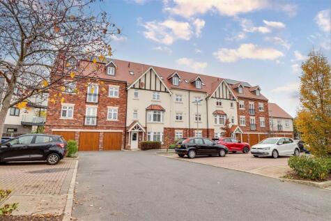 Albany Court, Leigh-on-Sea