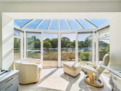 Watermead, 23 Willow Way, Christchurch, Dorset, BH23