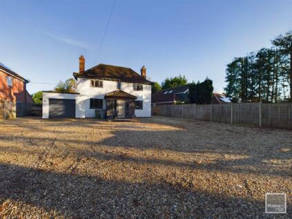 Fakenham Road, Taverham