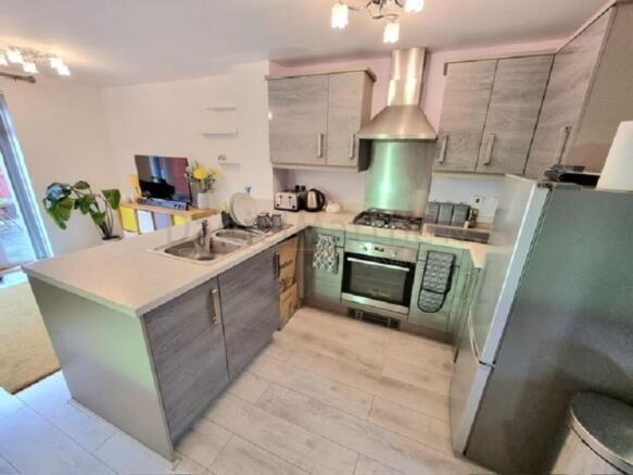 Open plan Kitchen/Lounge