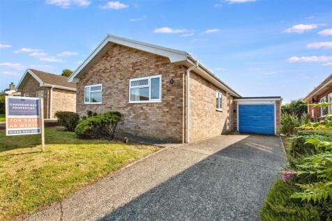 Dolwerdd Estate, Penparc, Cardigan