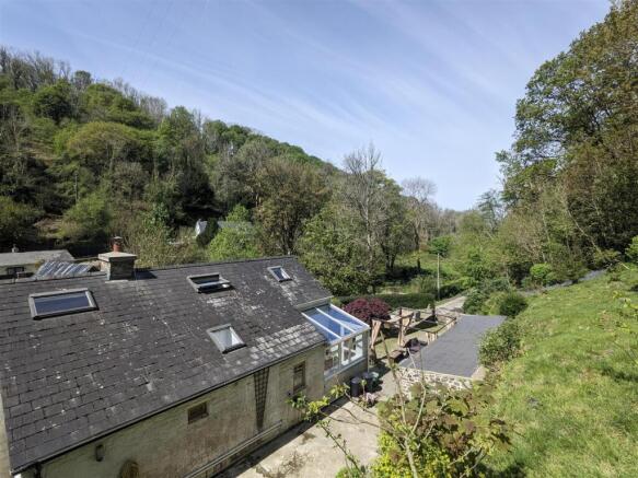 Dolau Cottage 2.jpg