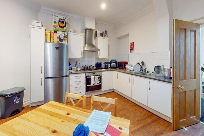 Student Digs - Kings