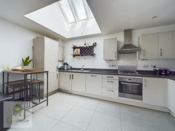 Kitchen Dining Area