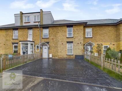 Main Road, Hoo St. Werburgh, Rochester ME3 9AA