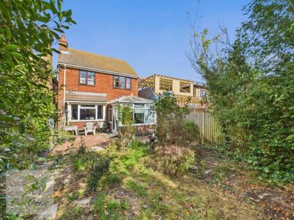 Burrows Lane, Middle Stoke, Rochester, ME3 9RN