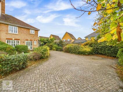 Willowherb Close, St. Marys Island, Chatham, Kent, ME4