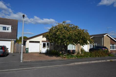 Walnut Close, Nailsea