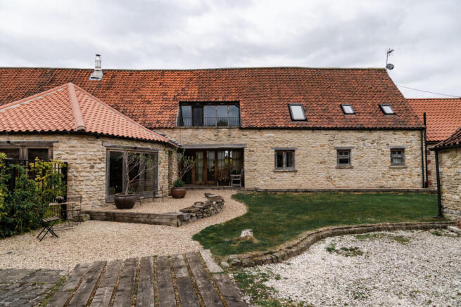 282760 - Ginmill Barn 103.jpg