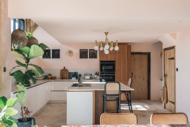 310434 - BarnOwlLutonRoad_HighRes-4.jpg