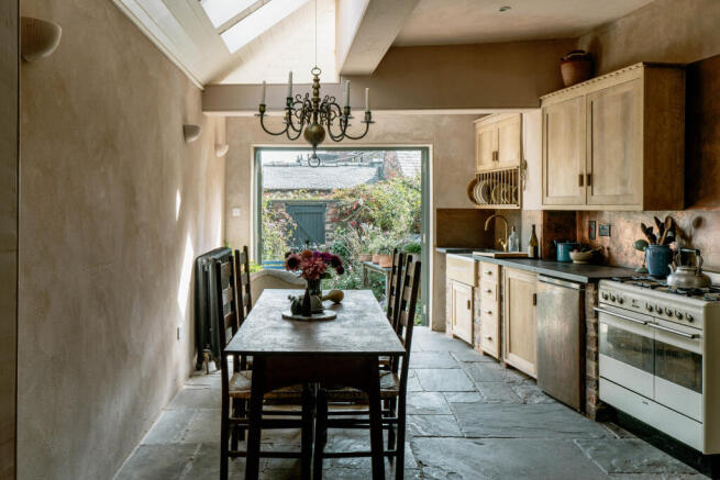 181682 - Victor Street_Interiors_High Res-8.jpg