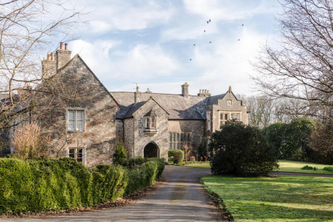 267183 - 1 Orleigh Court-11.jpg