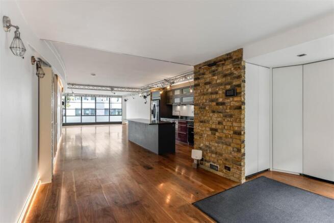 The Glass Building 105-7.jpg