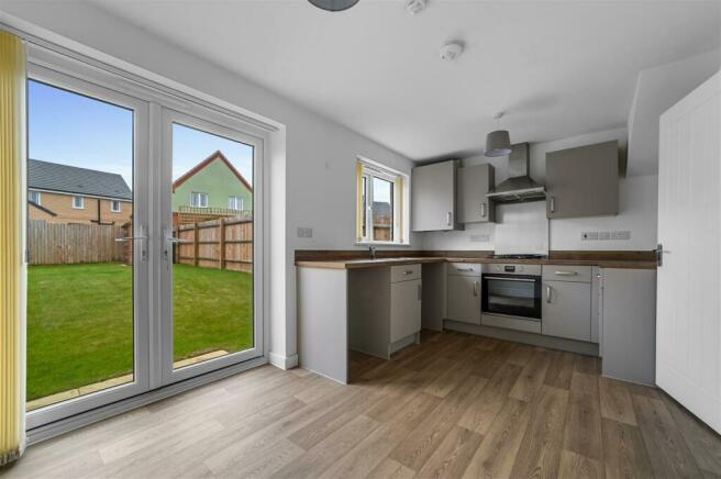 KITCHEN DINING ROOM