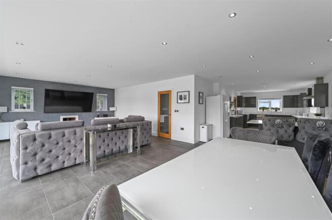 Kitchen/Dining/Sitting