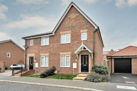 Storeys Road, Brantham