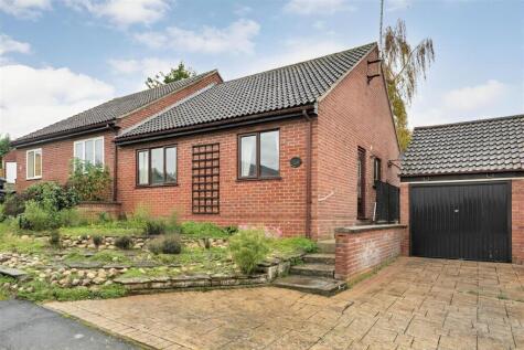 Cedar Close, Brantham