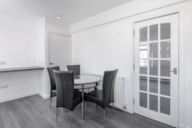 Kitchen/Dining Area