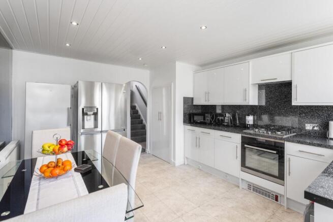 Kitchen/Dining Area