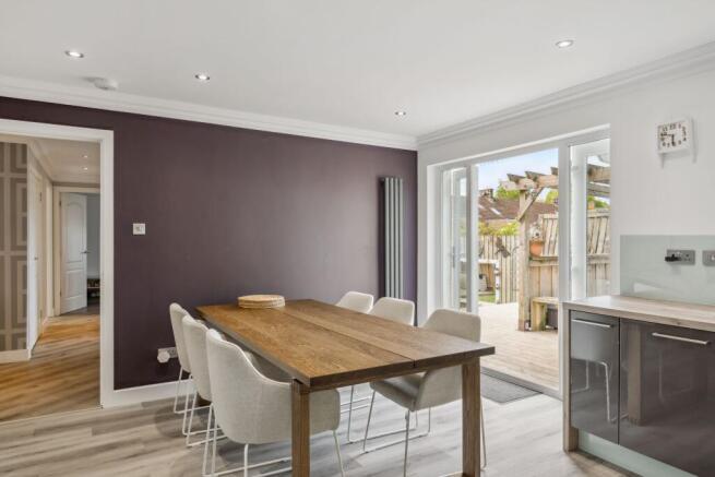 Kitchen / Dining Area