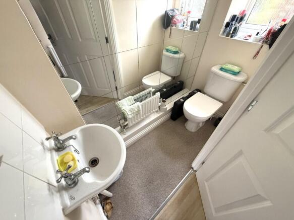 DOWNSTAIRS W.C.