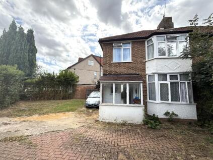 Sandringham Road, Northolt, Middlesex, UB5 5HN