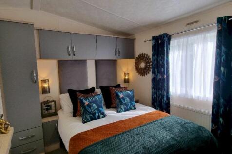 New Quay - 2 bedroom lodge for sale