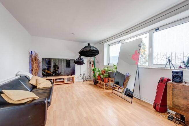 117aDoncasterRoad(Interior)-2.jpg