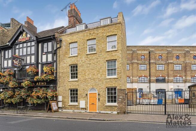 Rotherhithe Street