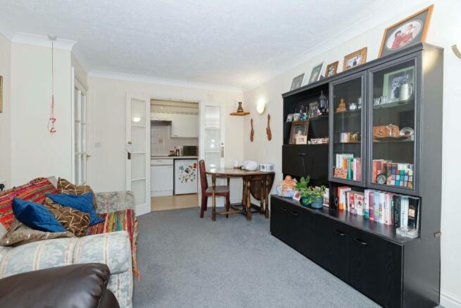 39 Amber Court_3.jpg