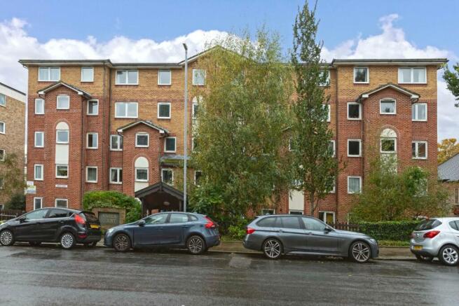 39 Amber Court_10.jpg