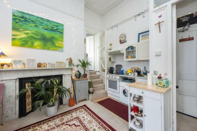 Clarendon Terrace, 4, Flat 1b-009.jpg