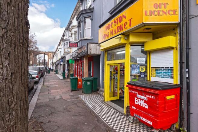 Mini Mart_9.jpg